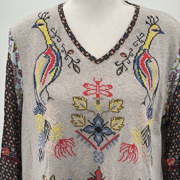 John Mark Peacock Cross Stitched V Neck Long Sleeve Blouse - Size Small - Picture 2 of 7
